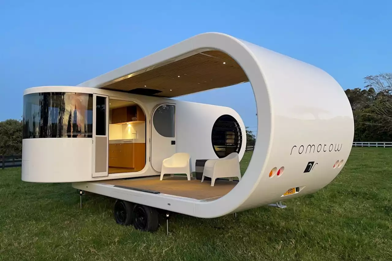 Romotow : une caravane au design inspiré d'une clé USB