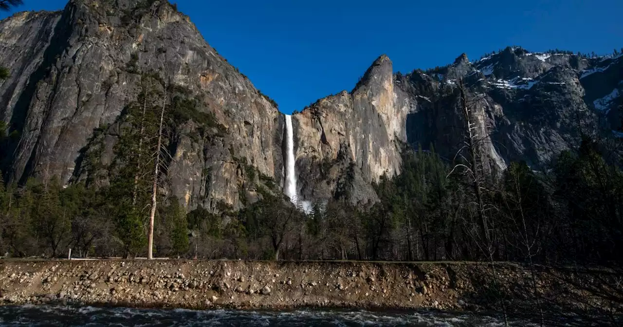 Yosemite Valley reopens Sunday ahead of schedule