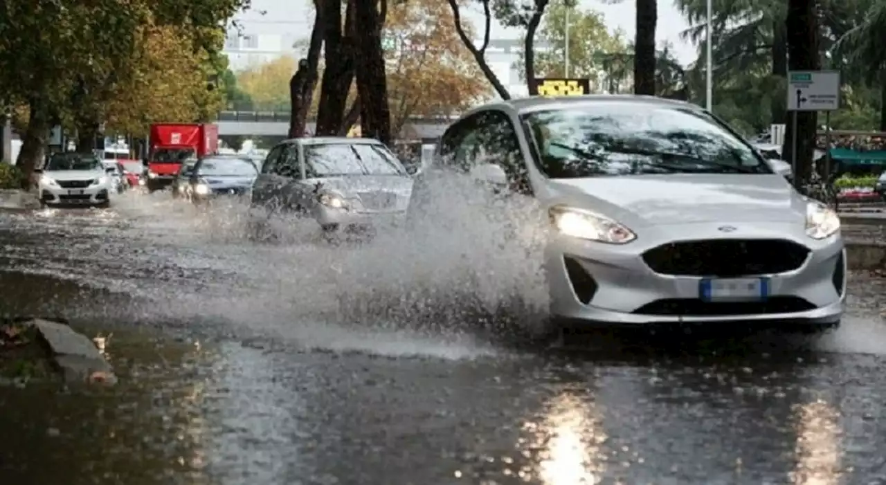 Meteo, maltempo e temporali: allerta gialla in 11 regioni italiane, paura per grandine e raffiche di vento