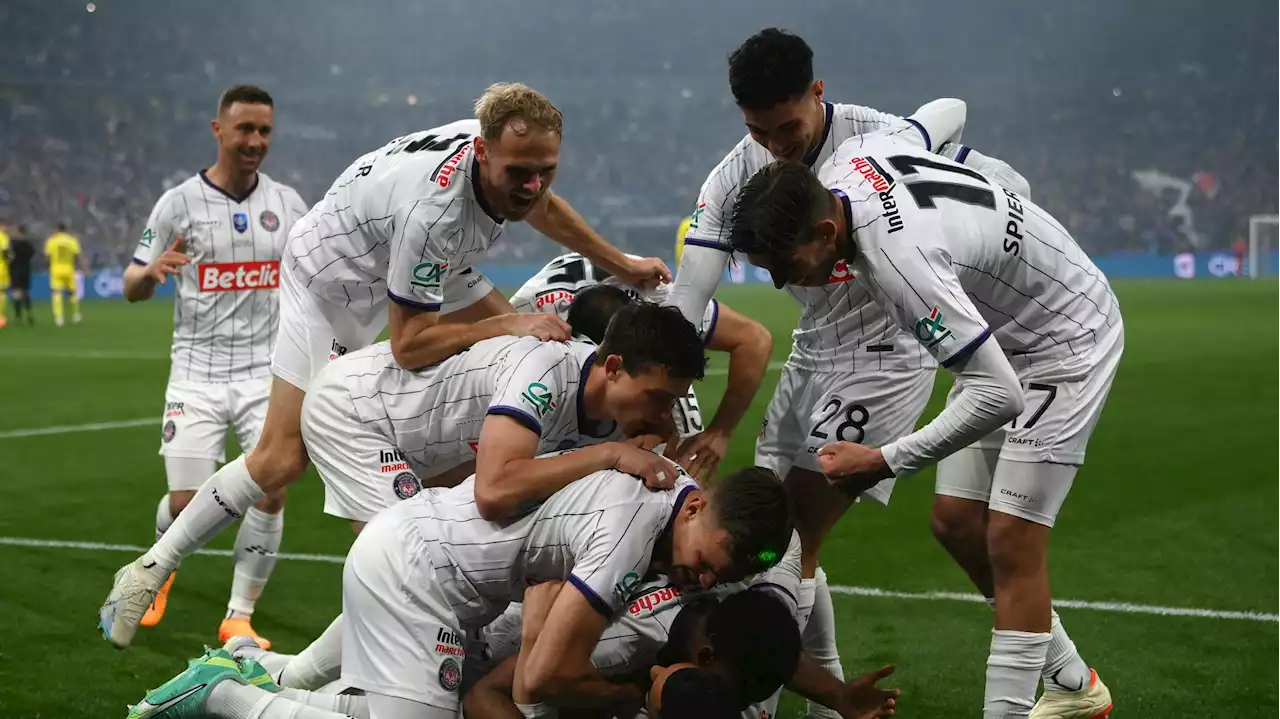 Toulouse remporte la Coupe de France après une très large victoire contre Nantes