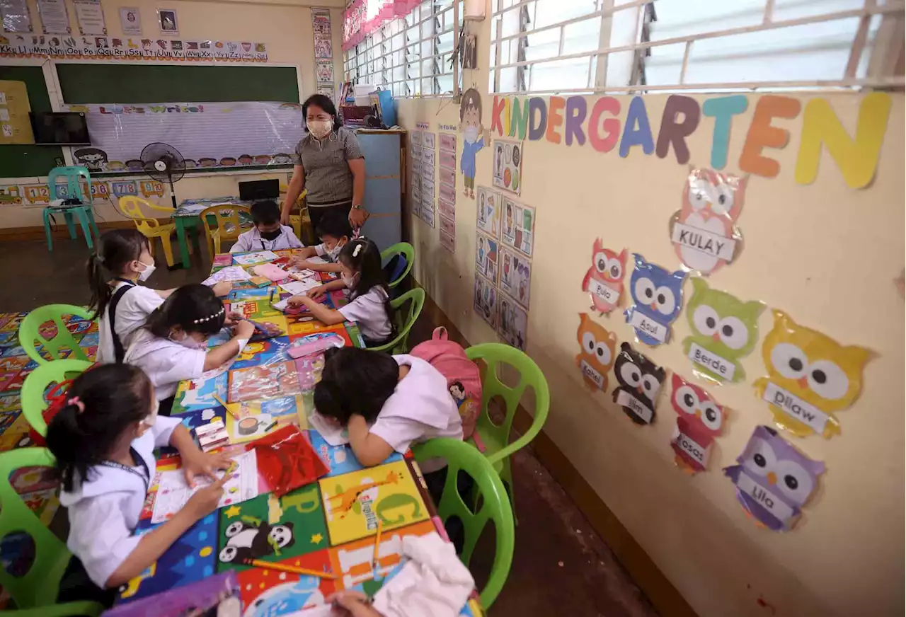 DepEd’s revised curriculum ‘dilutes nationalism’ in foundational grades, group says