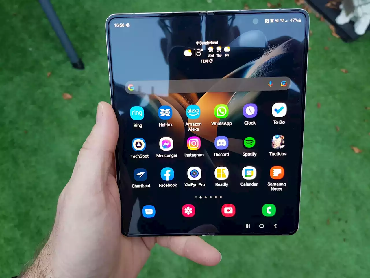 Nytt rykte: Samsung Galaxy Z Fold6 får bredare fönsterskärm