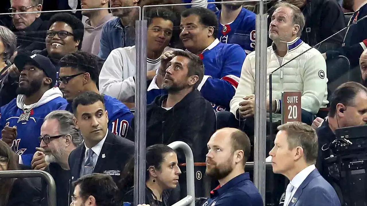 Aaron Rodgers Receives Loud Ovation While Attending Rangers-Devils Game