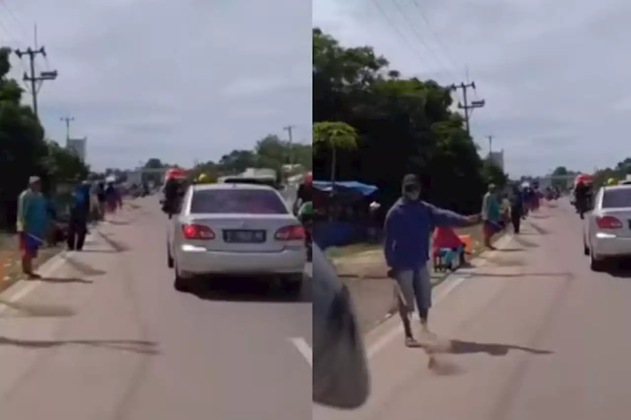 Bisa Timbulkan Bahaya, Pemilir Dilarang Lempar Koin di Jembatan Sewo Indramayu