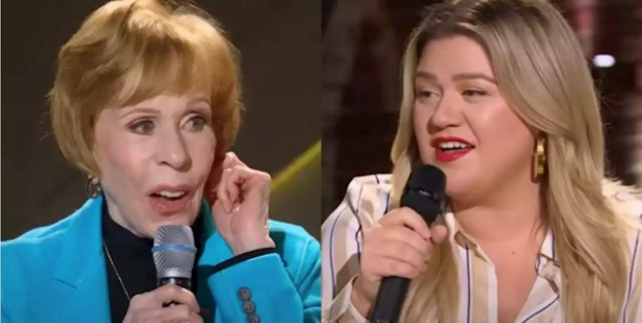 Kelly Clarkson Fans Hold Back Tears Watching Her Emotional Duet With Carol Burnett