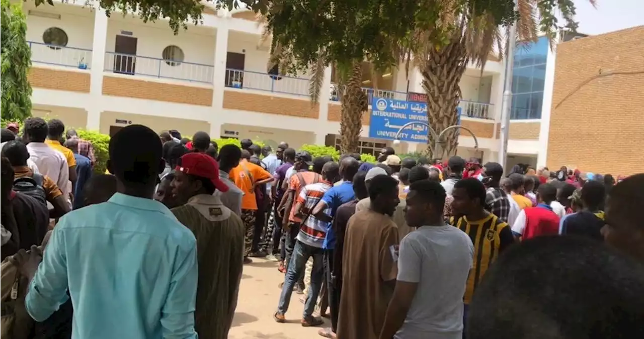 How Nigerian Embassy Staff In Sudan Extorted $250 From Us For Evacuation –Varsity Students | Sahara Reporters