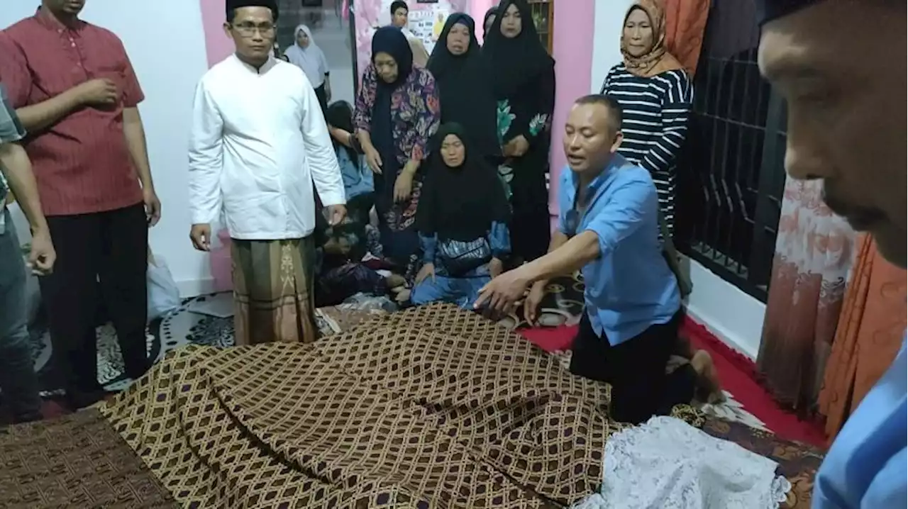 Tangis Keluarga Pecah Sambut 3 Jenazah Korban Lakalantas di OKU Timur