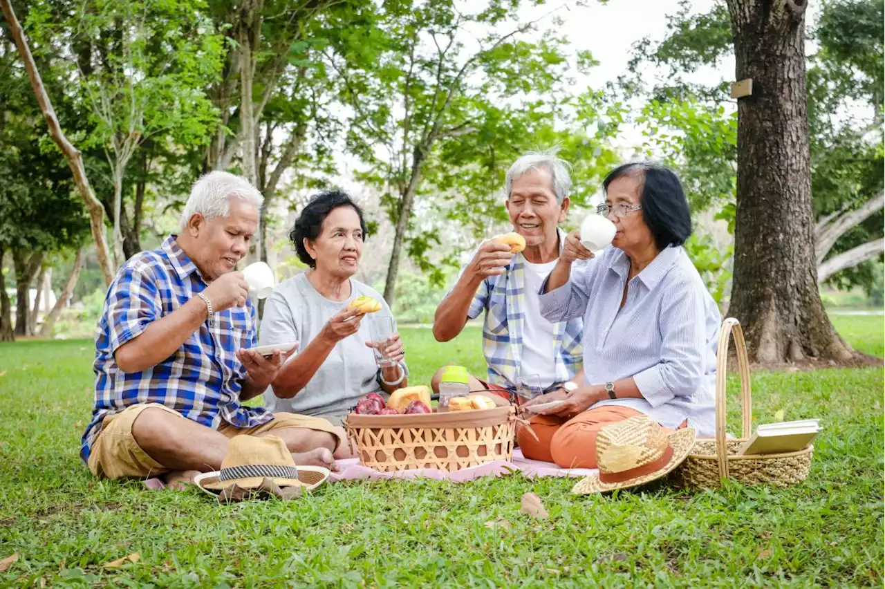 Working beyond age 60