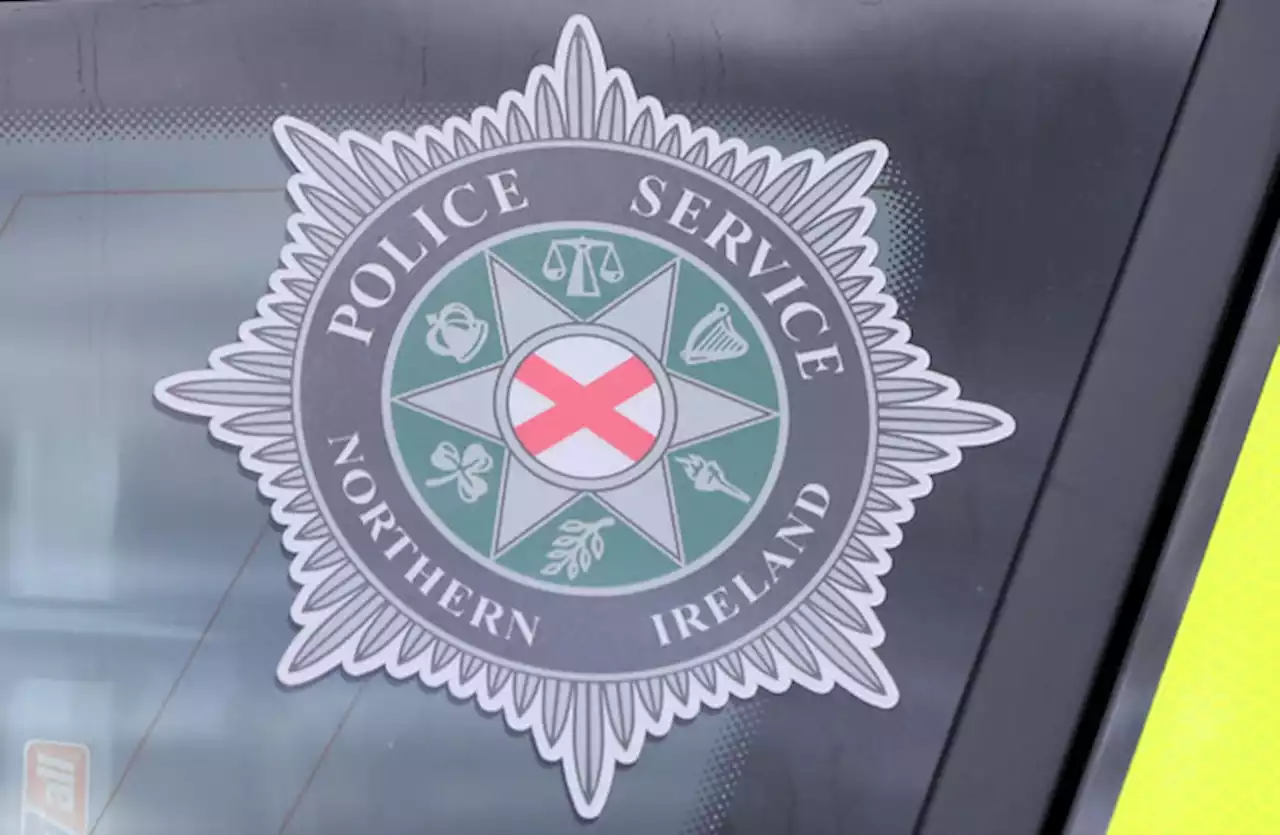 Man arrested in Derry for punching and spitting on PSNI officers