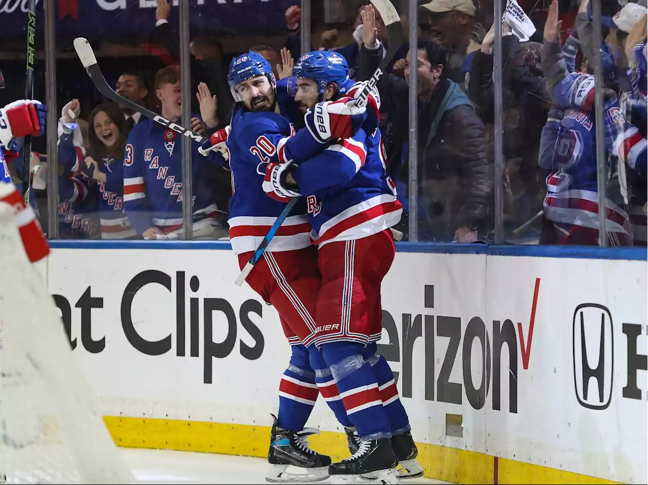 Chris Kreider helps Rangers beat Devils to force Game 7