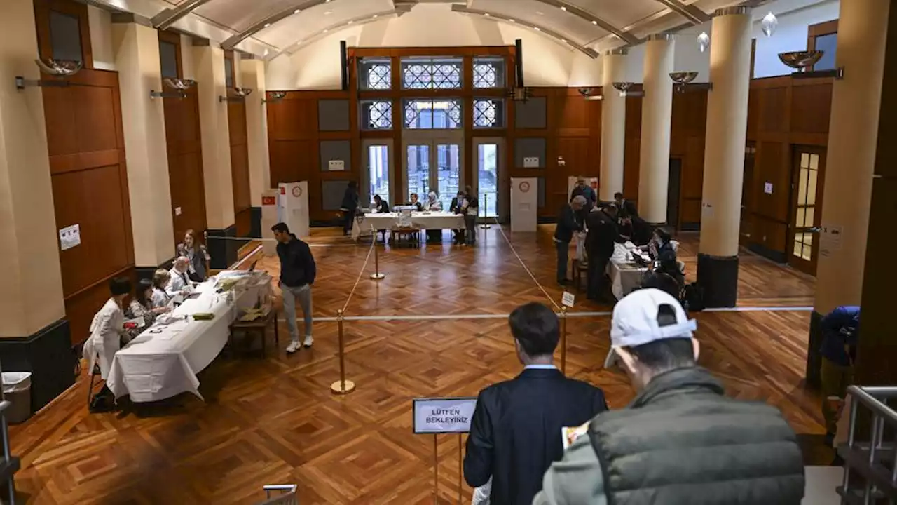 Turks in US begin voting for presidential, parliamentary polls