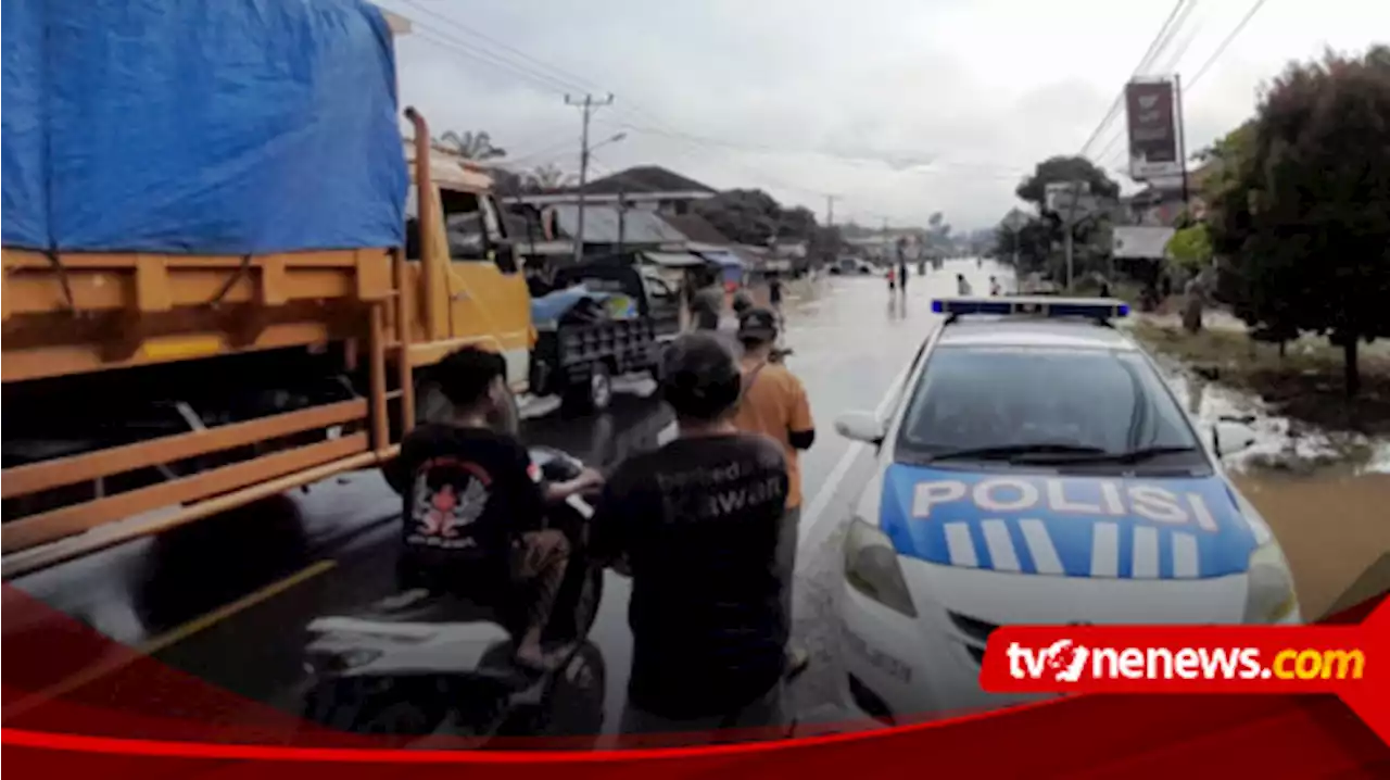 Banjir Rendam Jalan Lintas Sumbar-Riau di Kiliran Jao Sijunjung, Jalur Sempat Buka Tutup