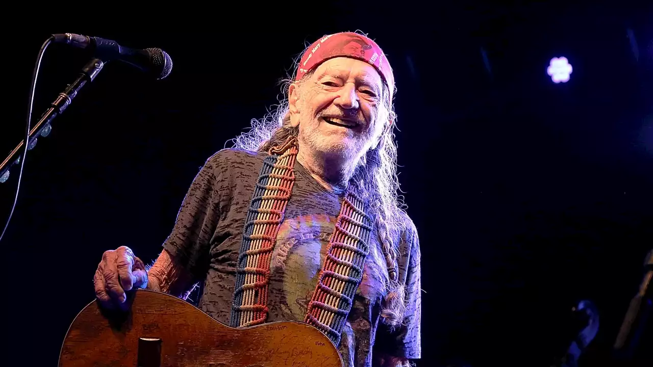 Willie Nelson Celebrates 90th Birthday With Snoop Dogg, Neil Young, The Chicks, and Others