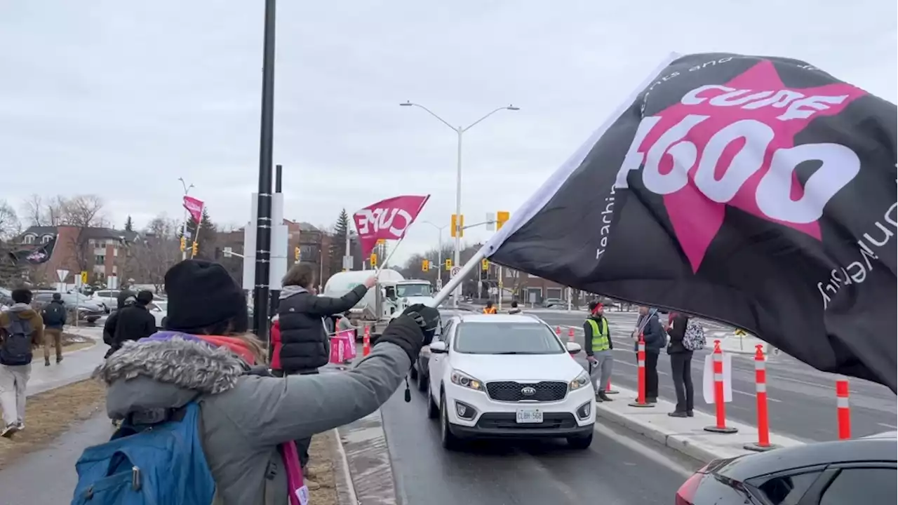 The strike at Carleton is now in its 2nd week with no end in sight