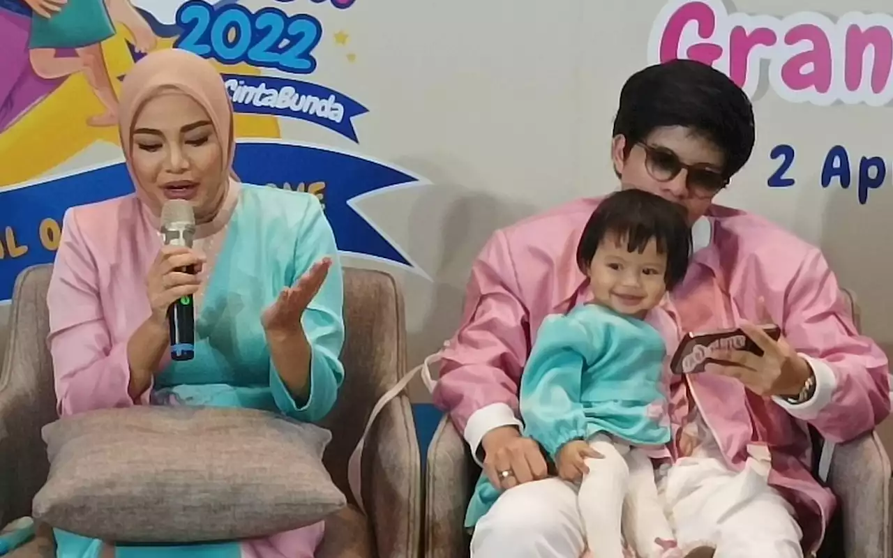 Ameena Hadir dalam Acara Grand Final Cussons Bintang Kecil 2022, Potretnya Bikin Gemas