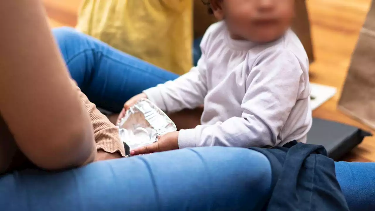 Rescatan a niños de 3 y 6 años que eran usados para la mendicidad cerca de lujoso centro comercial del norte de Bogotá