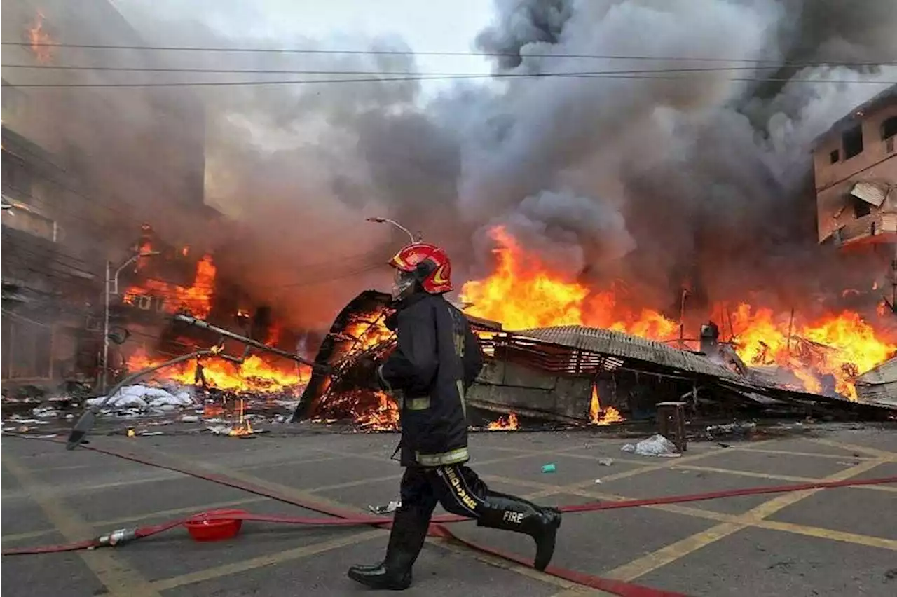Firefighters, army battling massive fire in Bangladesh market