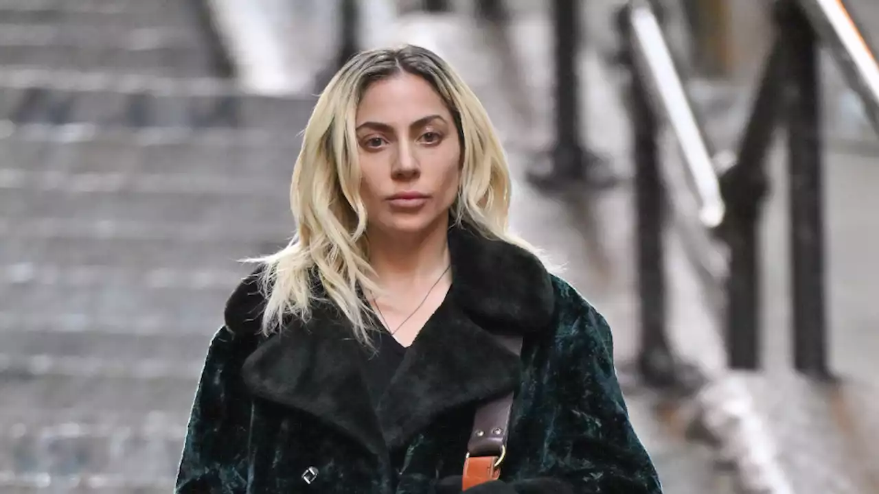 Lady Gaga Has a New Bob & Bangs While Filming the New ‘Joker 2’ Movie in NYC