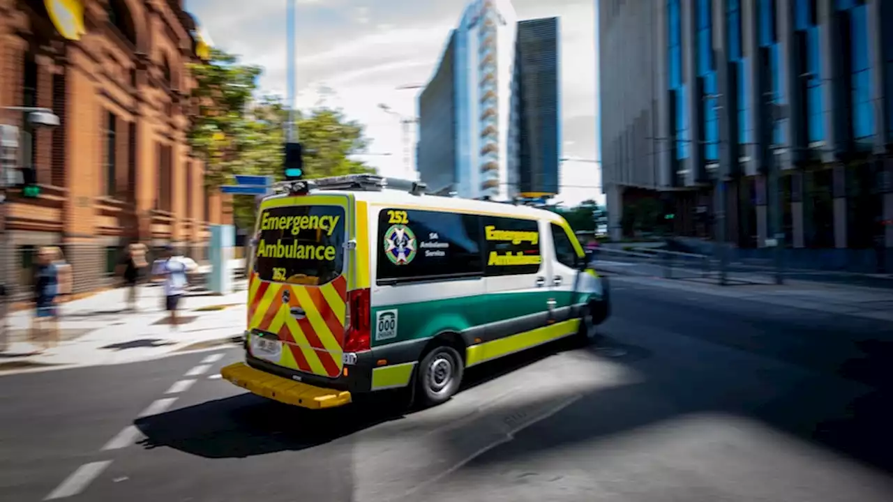 Ambulance ramping hits new record outside SA hospitals