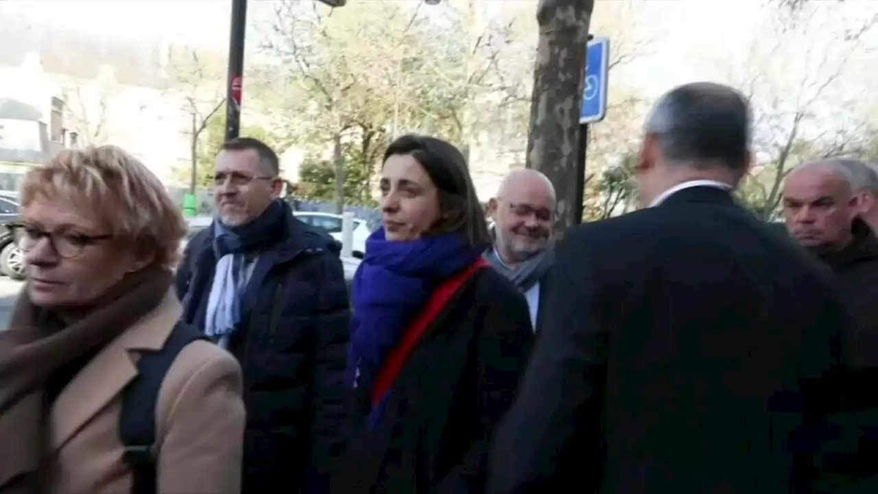 EN DIRECT - Retraites: les représentants de l'intersyndicale sont arrivés ensemble à Matignon