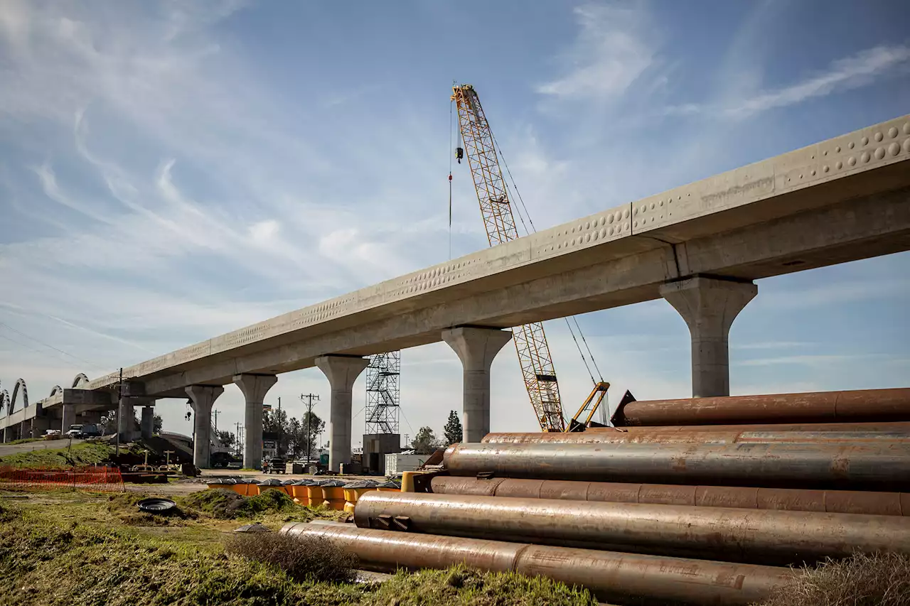 Federal government needs to step up and fund California high-speed rail