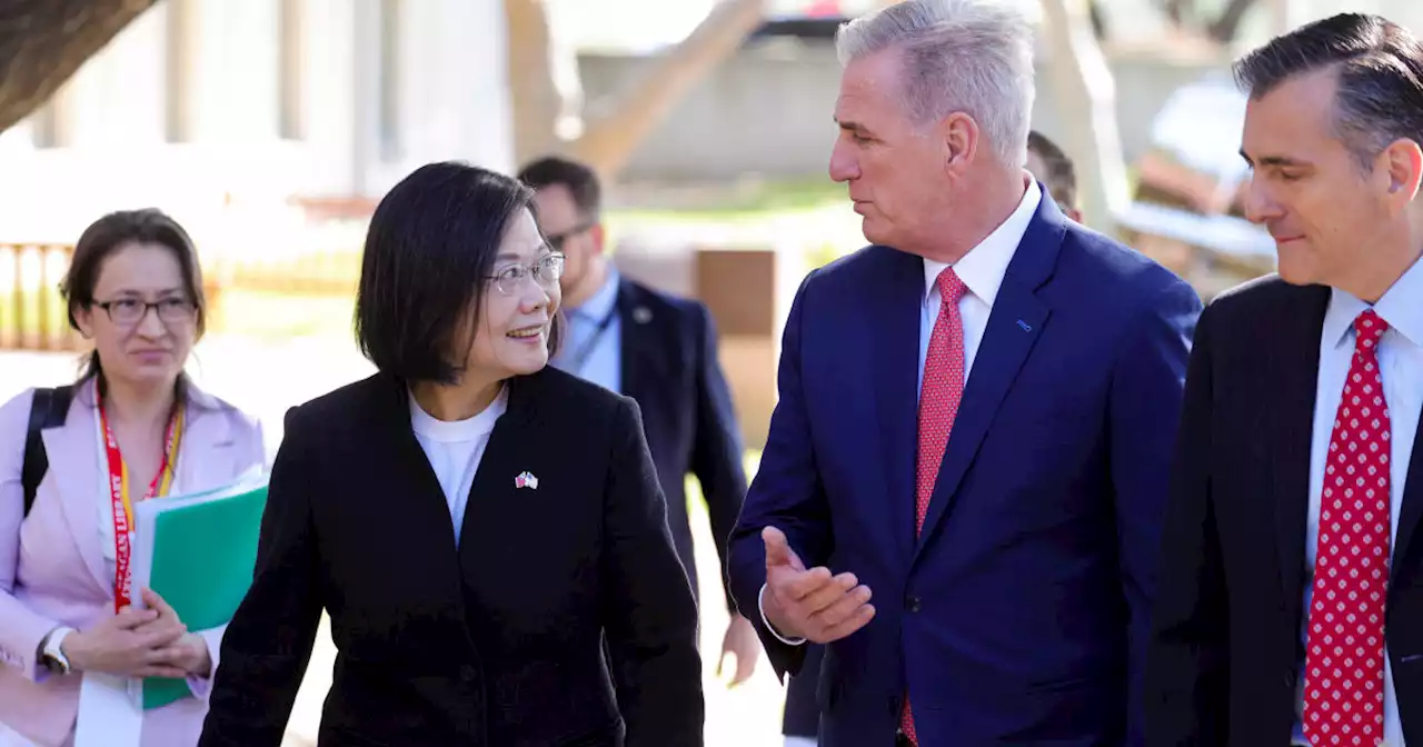 McCarthy meets with Taiwanese President Tsai Ing-Wen in California over objections from China