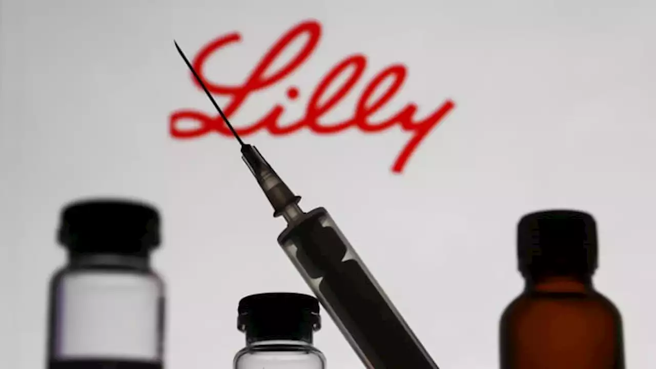 Eli Lilly says experimental Alzheimer's drug reduces brain plaque in early study