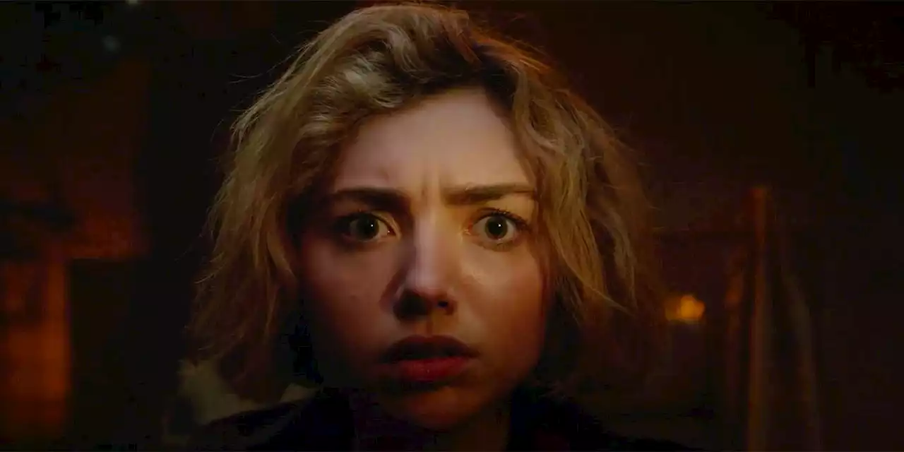 'School Spirits' Clip: Peyton List Takes a Big Bite Out of a Mystery [Exclusive]