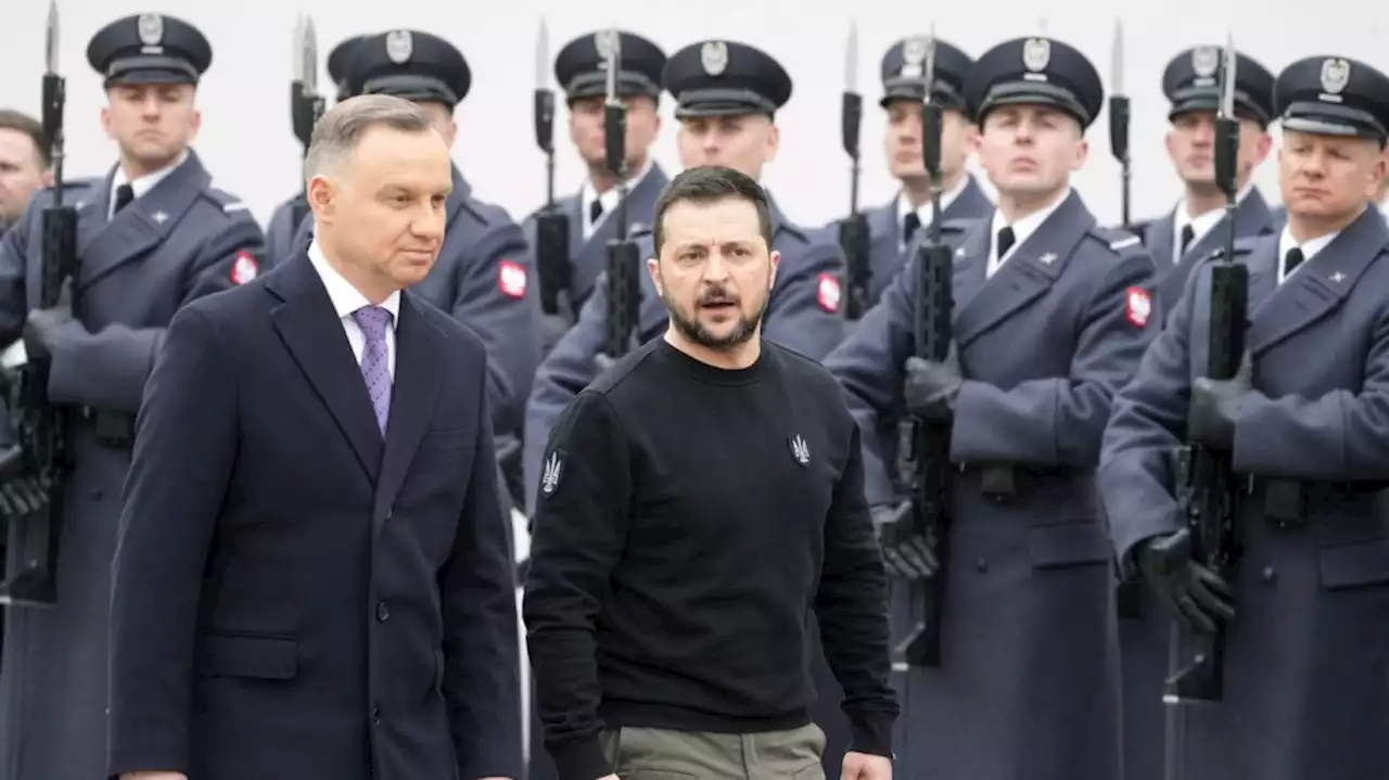 Zelenskyy boosts ties with Poland, warns of peril in Bakhmut