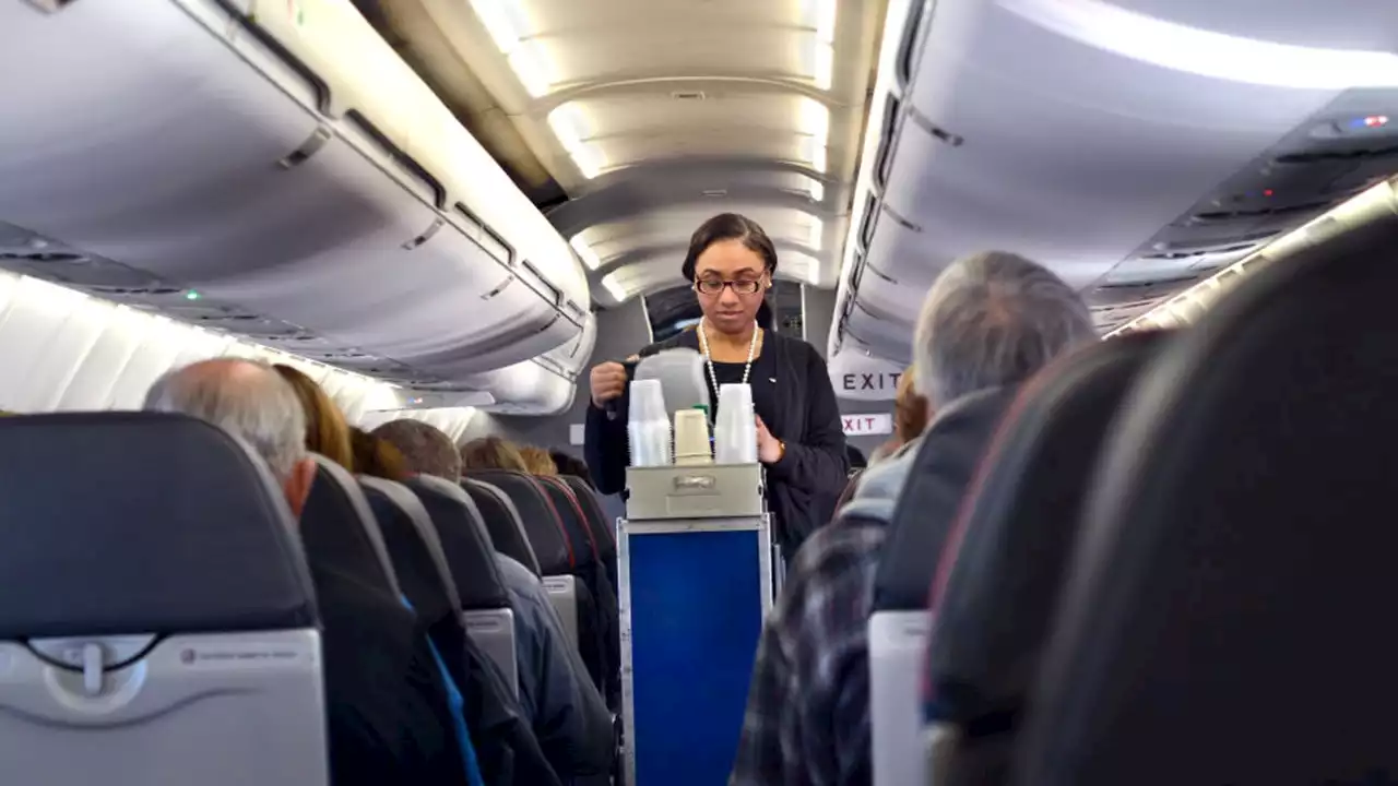 American Airlines makes aggressive push to resolve labor disputes with flight attendants, pilots