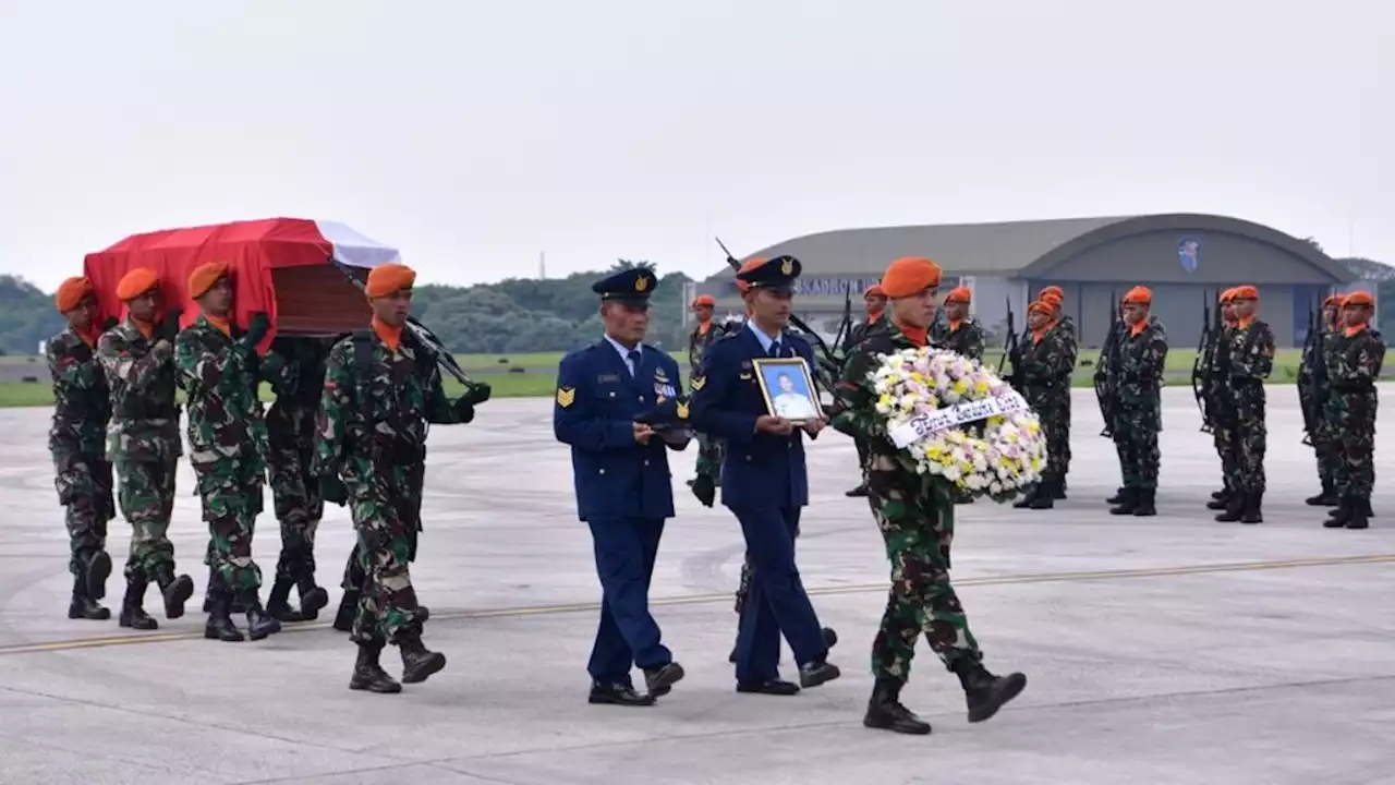 Insiden Terjun Payung, Seorang Prajurit Elite TNI AU Gugur