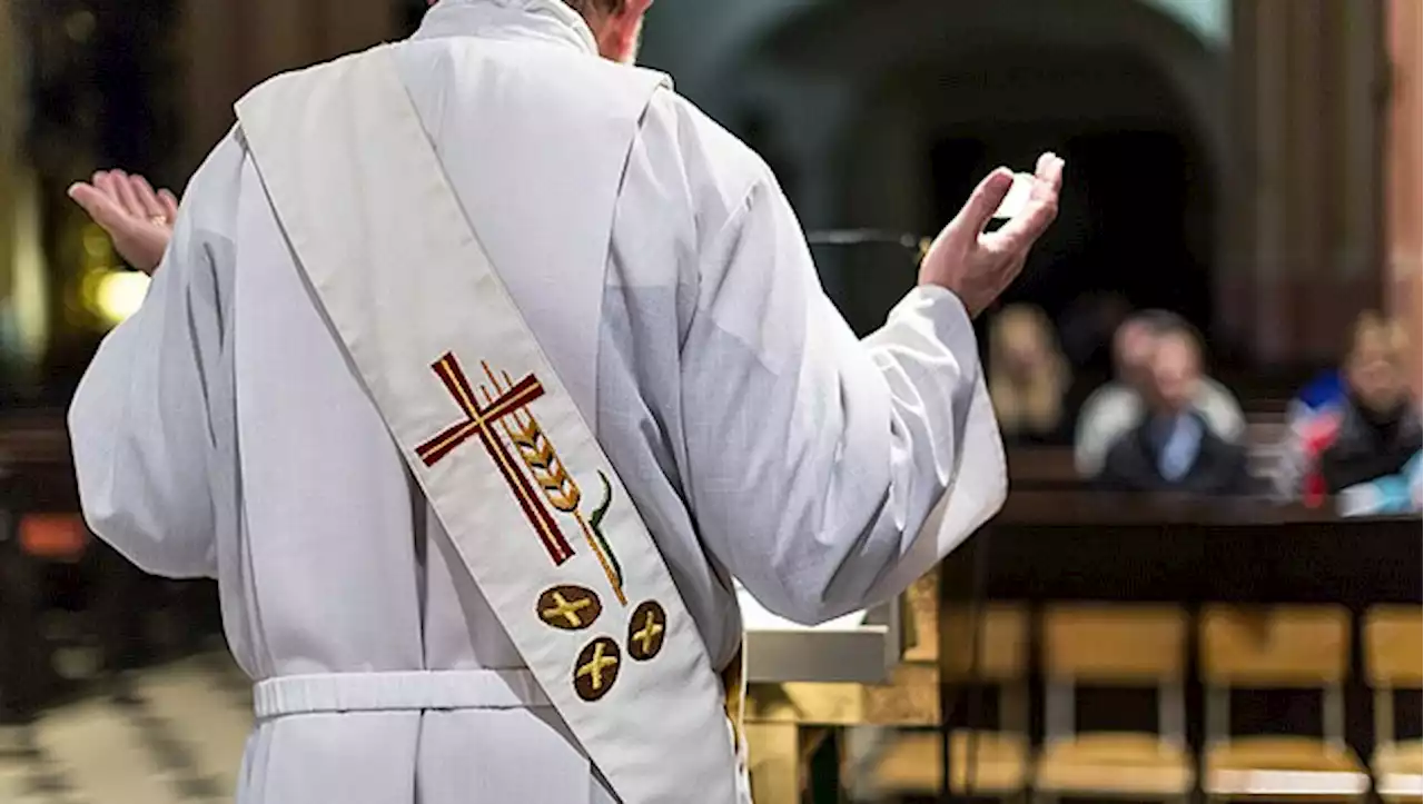 Morddrohungen nach Poledance-Show in Kirche