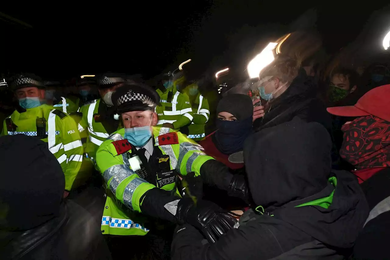 Violences policières : En Belgique et au Royaume-Uni, des réalités différentes