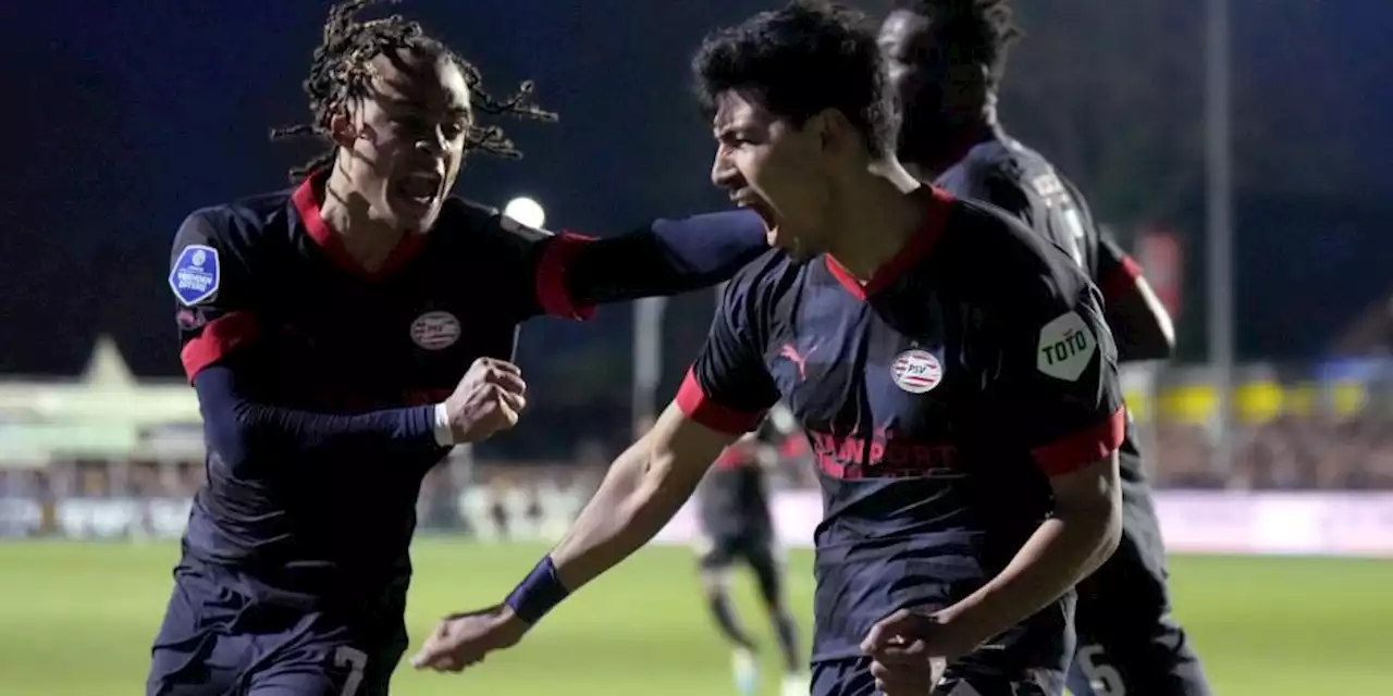 VIDEO: Erick Gutierres manda al PSV a la final de la Copa de Holanda con un tremendo golazo