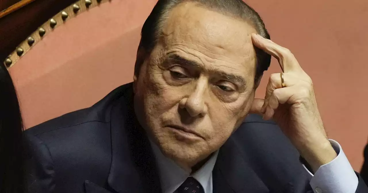 Silvio Berlusconi ricoverato ancora: 'In terapia intensiva al San Raffaele'