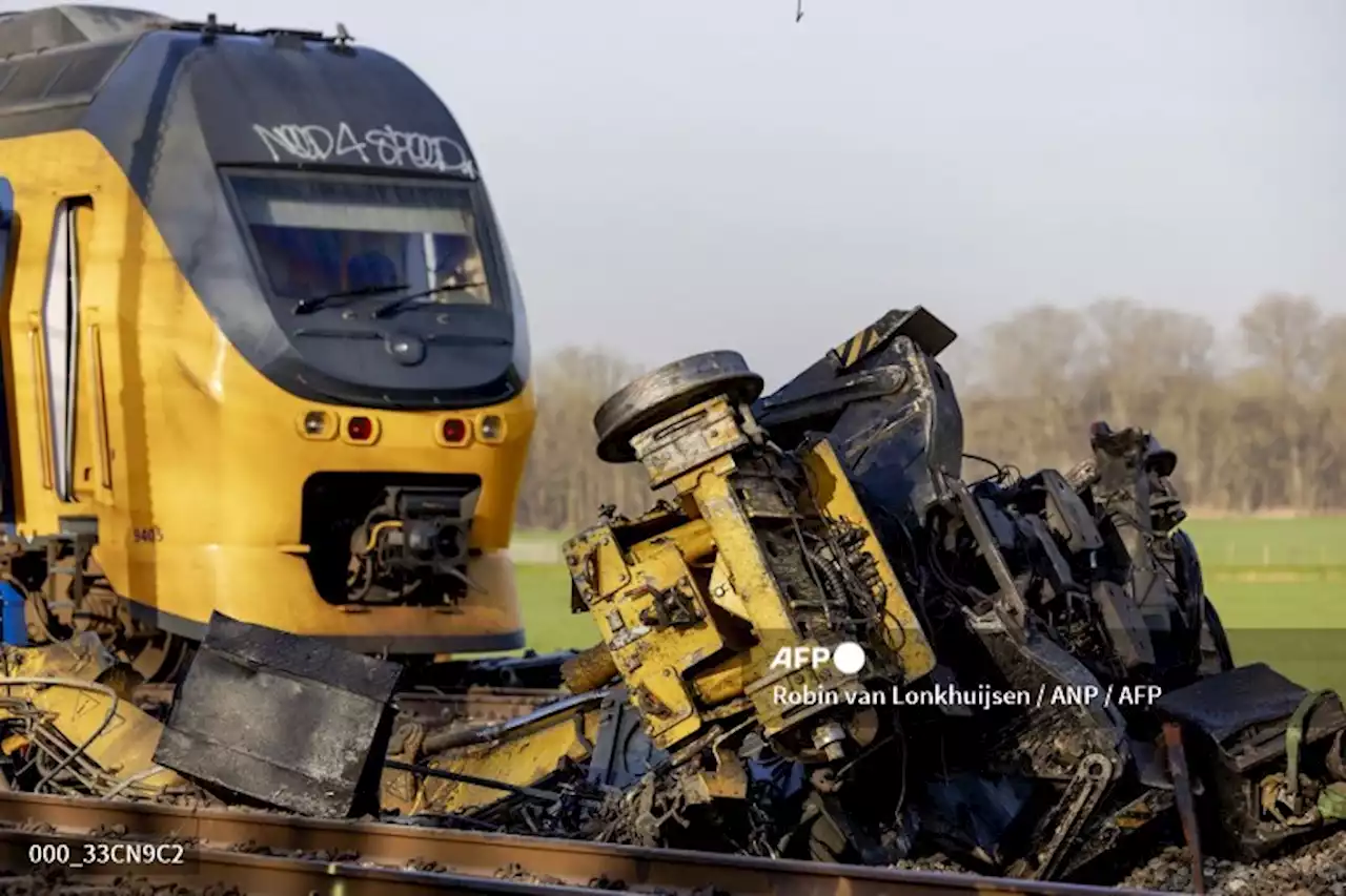 'Monster' job to recover crashed Dutch train