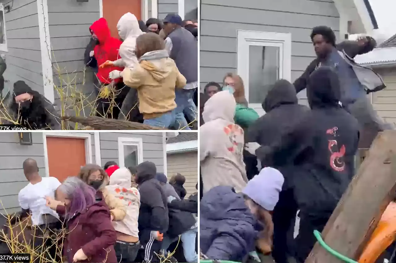 Activists’ human wall to stop eviction of Detroit woman with kidney disease leads to violent clash