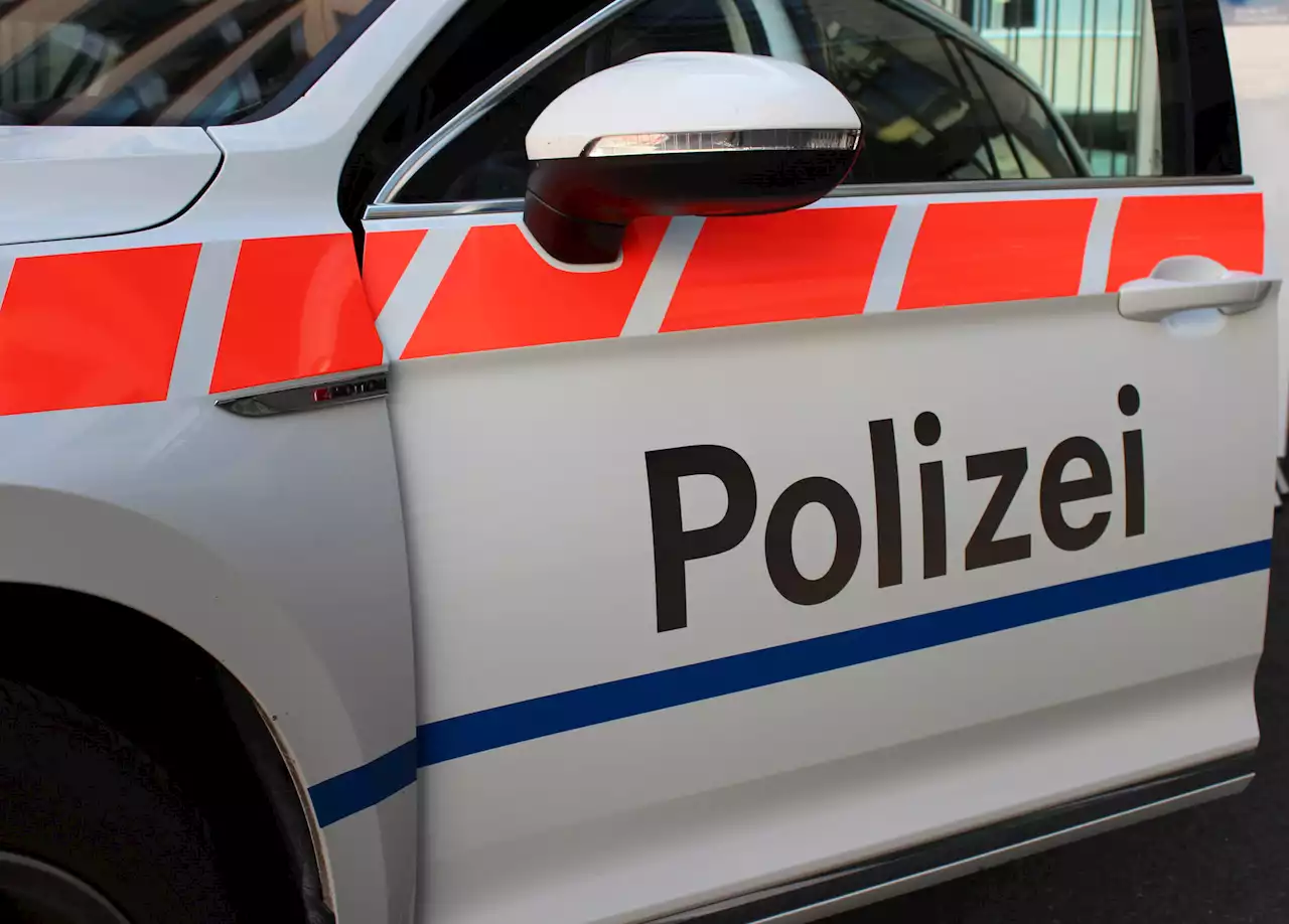 Stadt Zug ZG: Ein Unfall, zwei unterschiedliche Aussagen – Zeugenaufruf