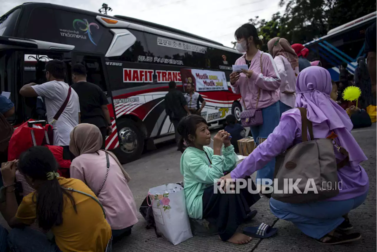 Polresta Bandung Fasilitasi Mudik Gratis ke Tiga Daerah |Republika Online