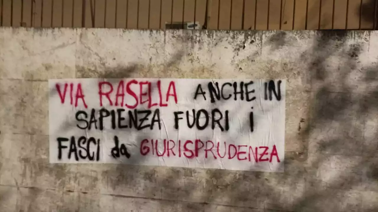 'Via Rasella anche alla Sapienza': collettivi contro 'fasci', alta tensione alla facoltà di Giurisprudenza