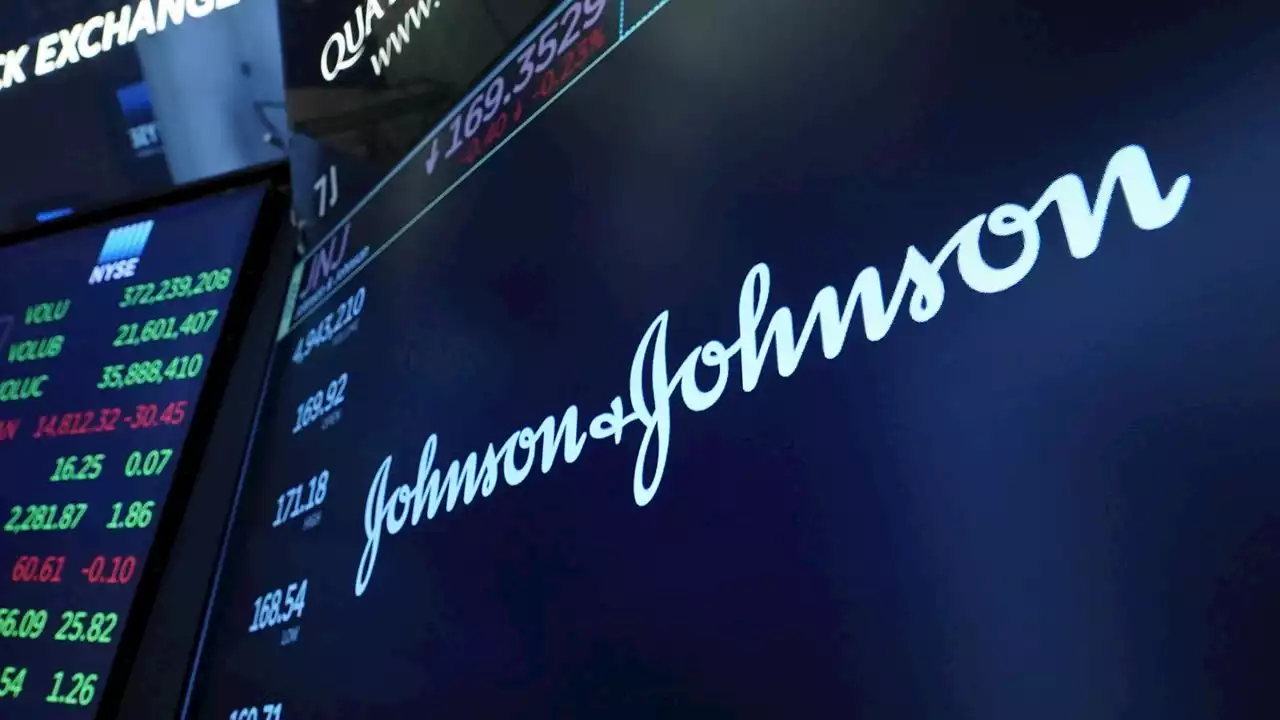 Johnson & Johnson proposes paying $8.9B to settle talcum powder lawsuits