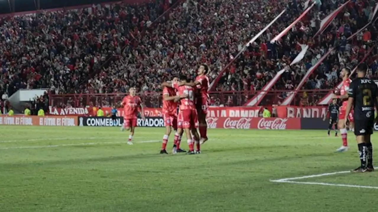 Argentinos empezó con el pie derecho la Copa Libertadores