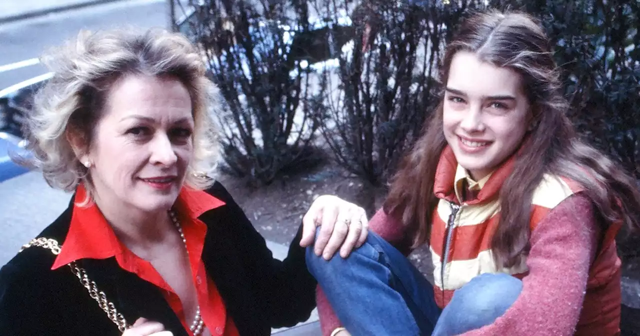 Brooke Shields details childhood with mother with alcoholism: 'So busy trying to keep her alive'