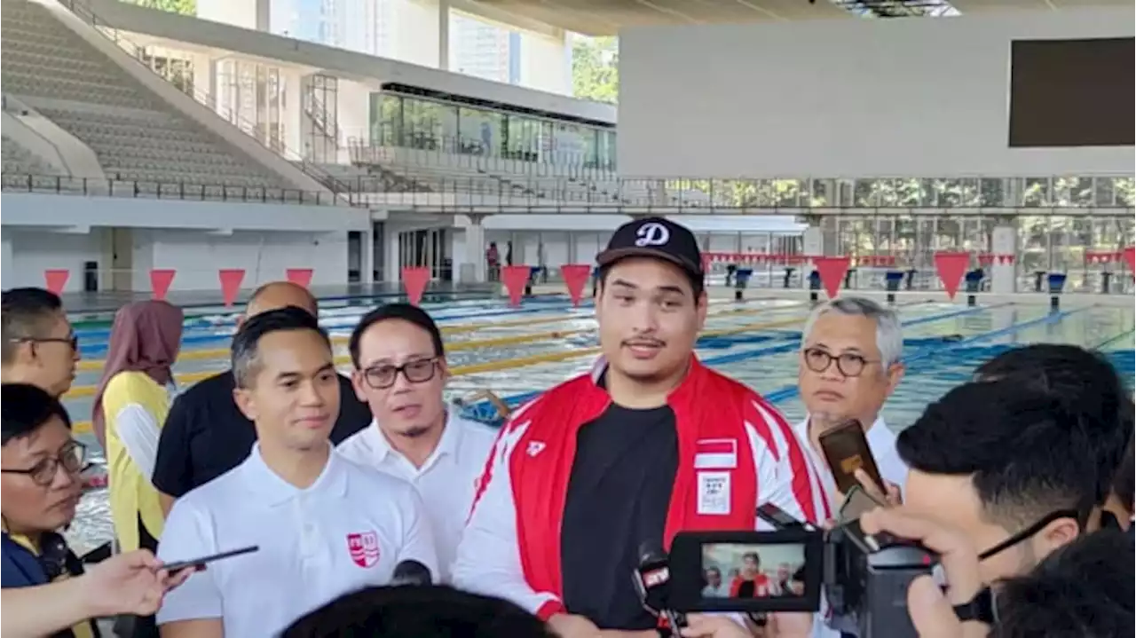 Kunjungi Pelatnas Renang SEA Games, Menpora Puji Ketum PRSI Anindya Bakrie