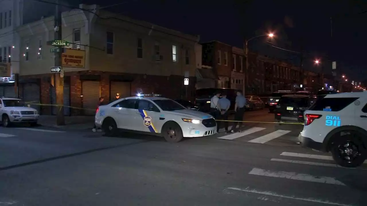 2 men shot in South Philadelphia