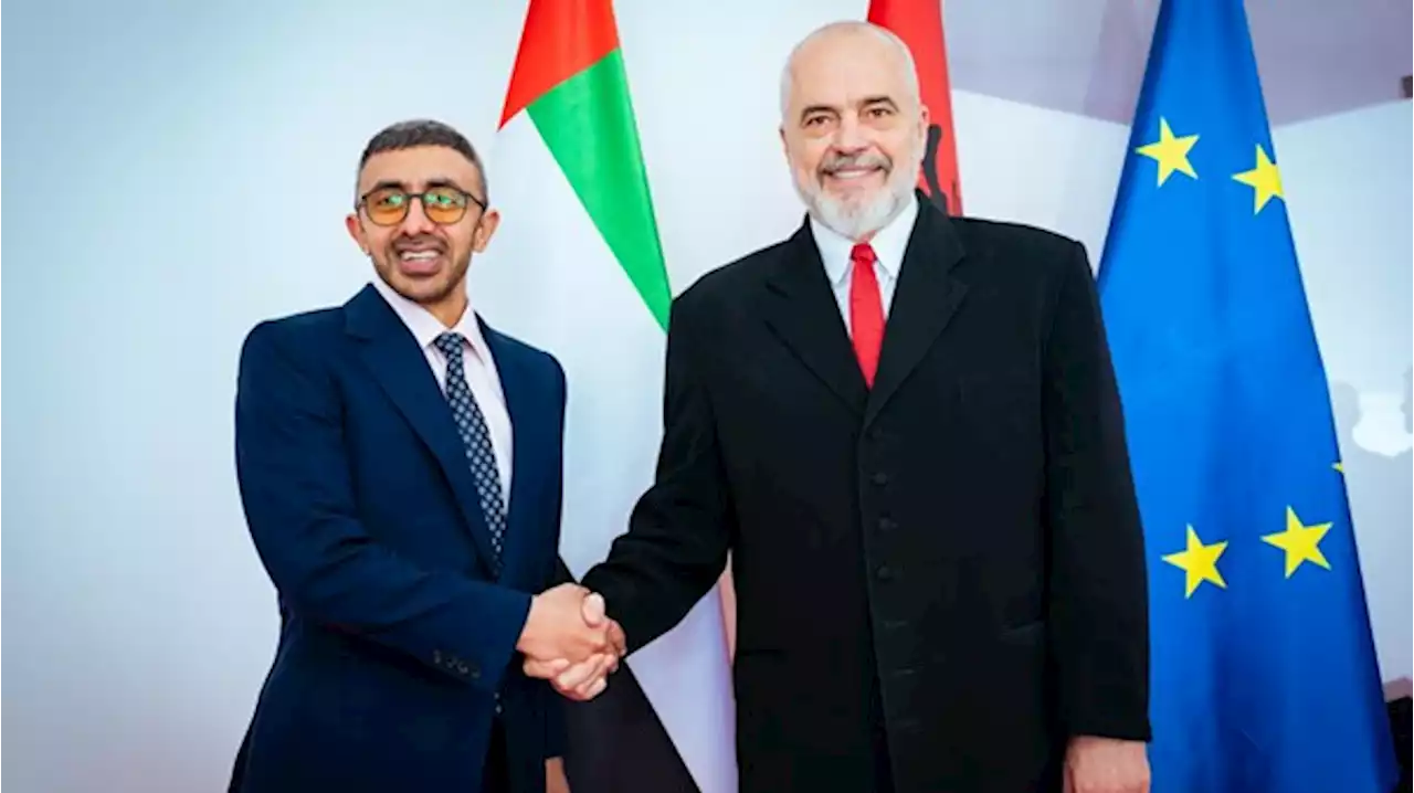 عبدالله بن زايد ورئيس وزراء ألبانيا يشهدان توقيع اتفاقية تعاون بين البلدين