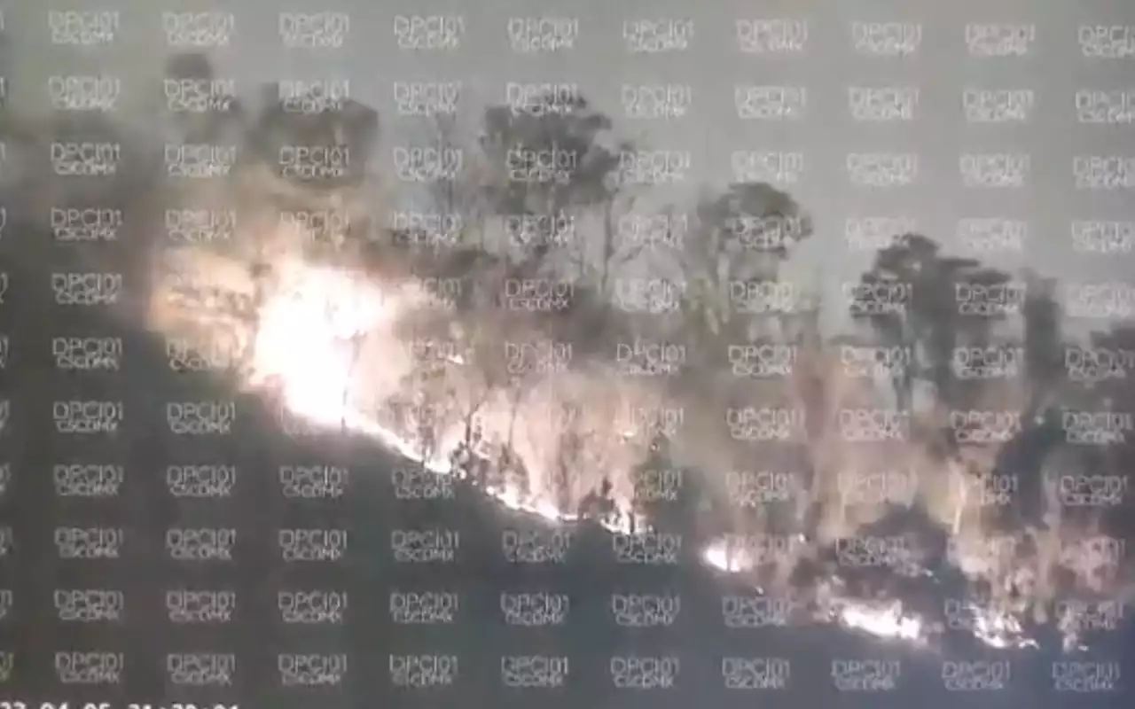 Controlan incendio en Cerro de la Estrella, escenario de la crucifixión