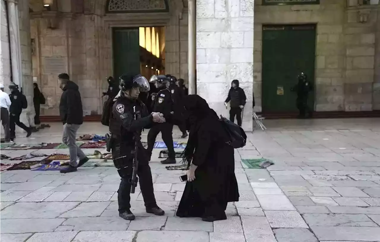 PBB Terkejut Aksi Brutal Polisi Israel Pukuli Warga Palestina di Masjid Al-Aqsa