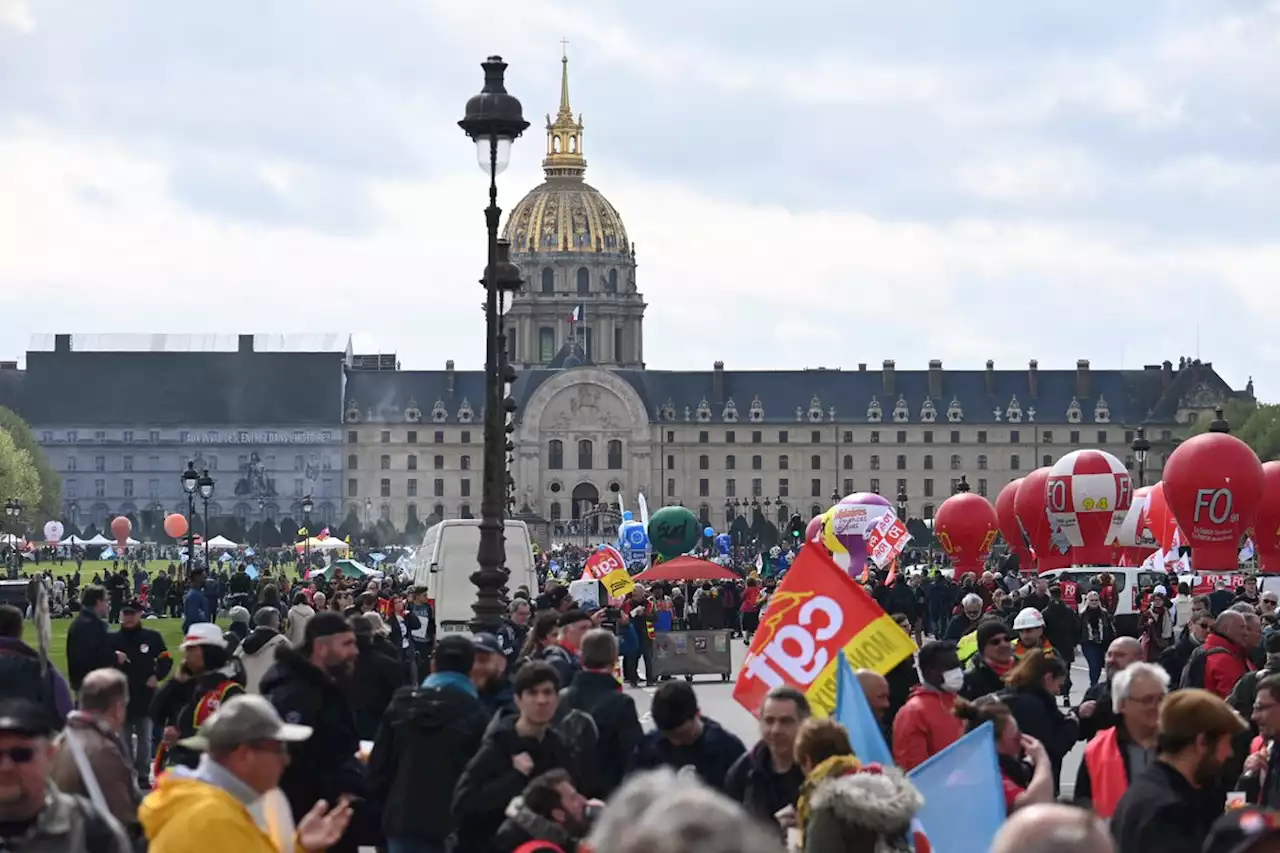 EN DIRECT - Retraites: la CGT annonce 400.000 manifestants à Paris