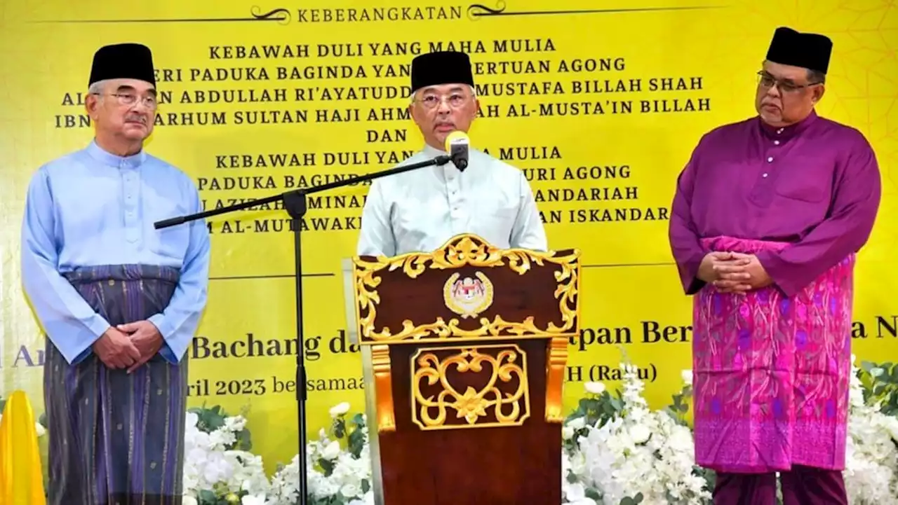 Safeguard mosques from becoming a political arena: Malaysia king